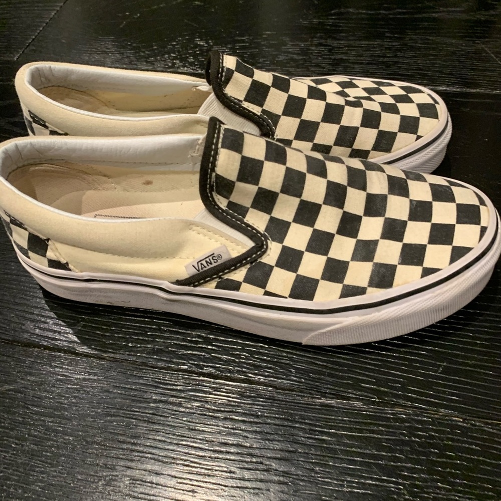 checked vans - Picture 2 of 4